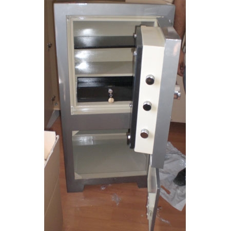 Ağır hizmet asansörlü zırhlı kasa